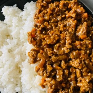 ひき肉の無水カレー